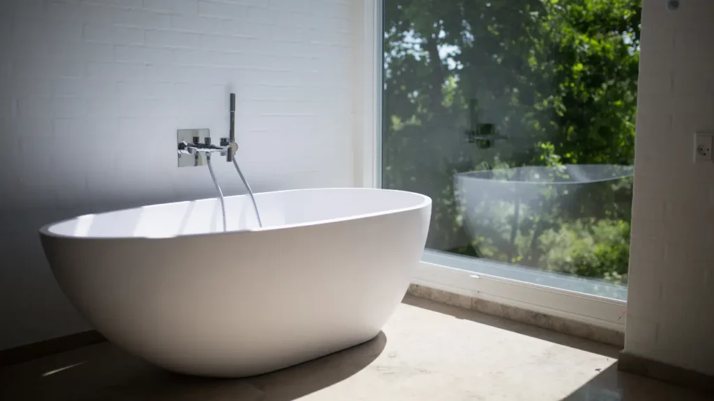 Choosing The Right Type of Tub For Your Home's Needs